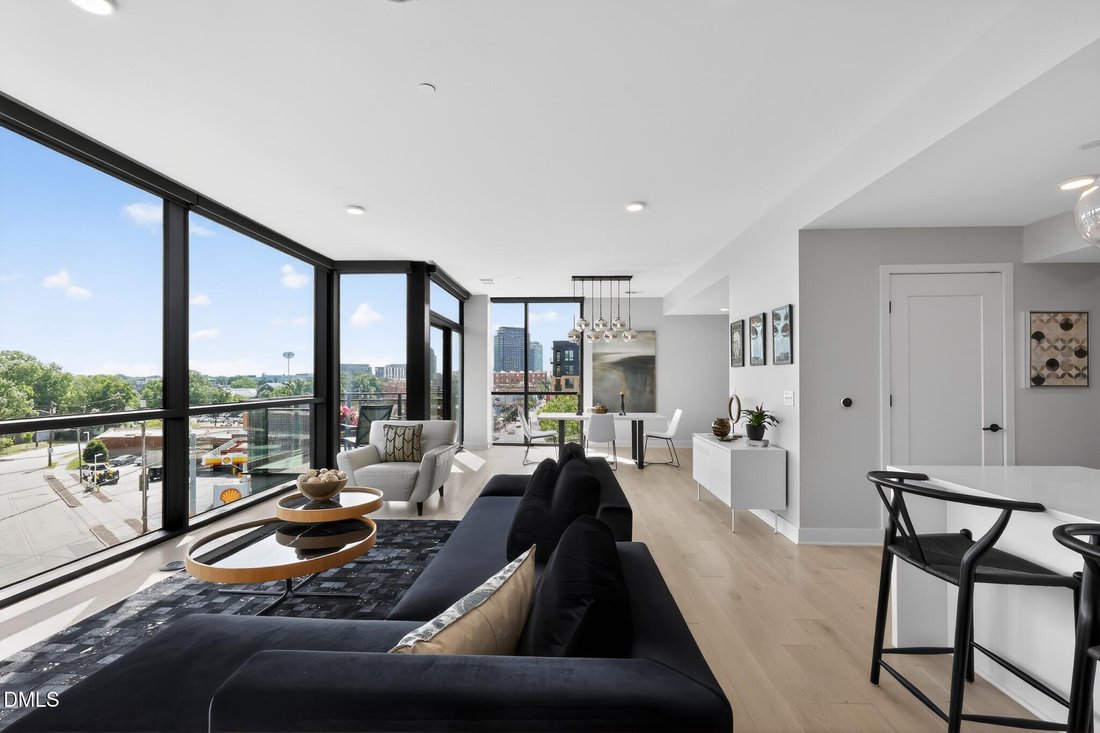 Condo in Durham, North Carolina, United States 4 - 18095233