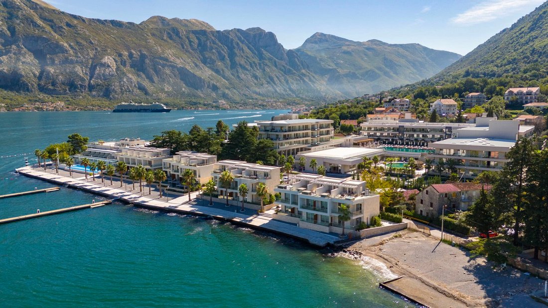 Villa in Donji Stoliv, Kotor Municipality, Montenegro 3 - 16503827