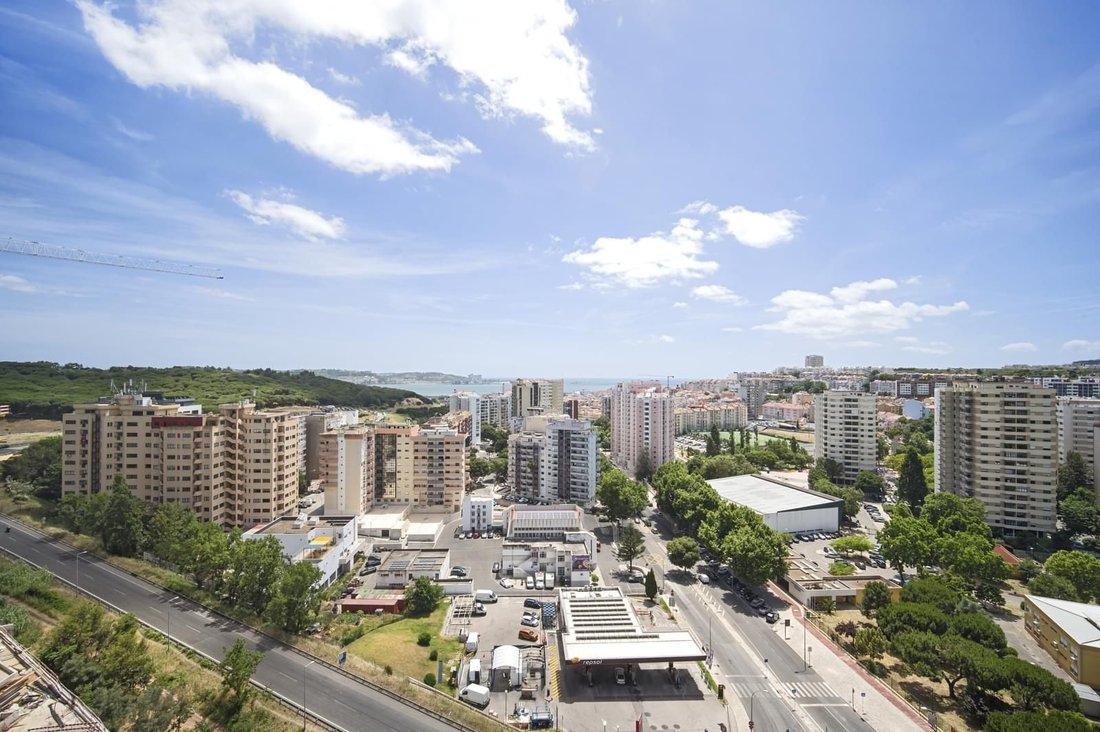 Apartment in Alges, Linda-a-Velha e Cruz Quebrada-Dafundo, Lisbon, Portugal 3 - 17652615