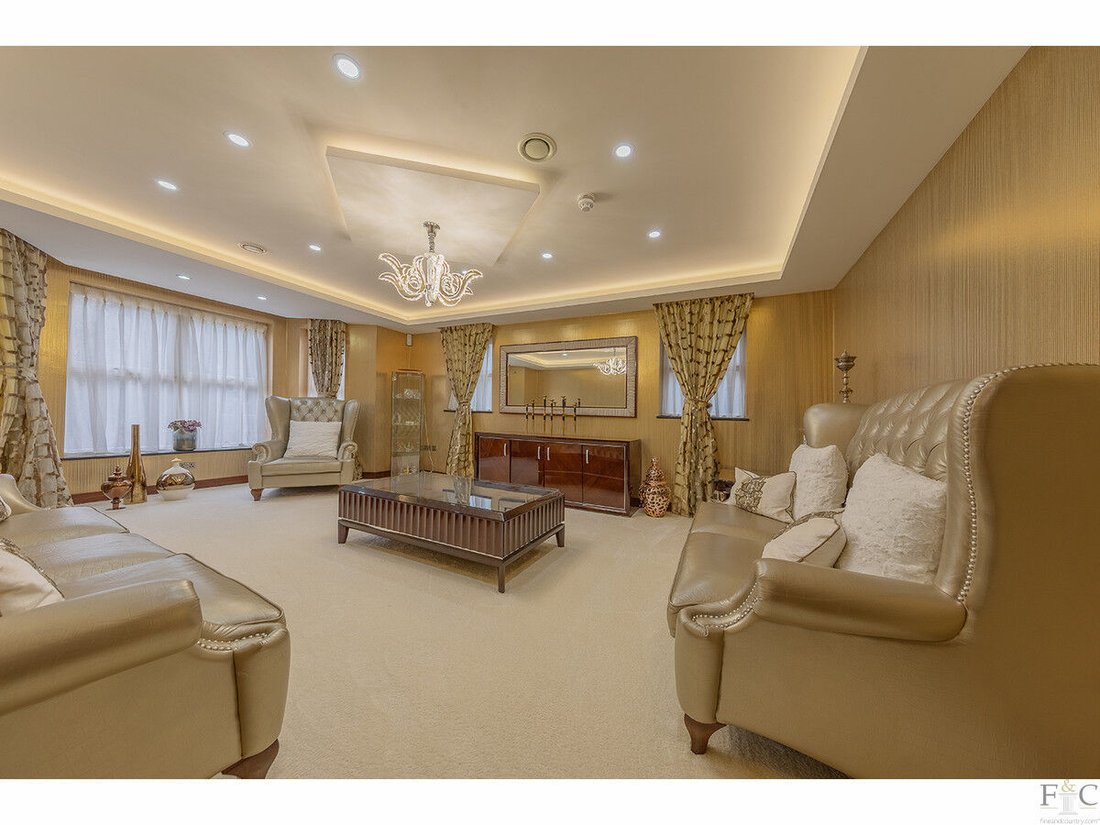 House in Gt Stretton, Oadby, England 2 - 18104868
