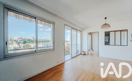 Apartment in Reine Blanche, Gentilly, France 1