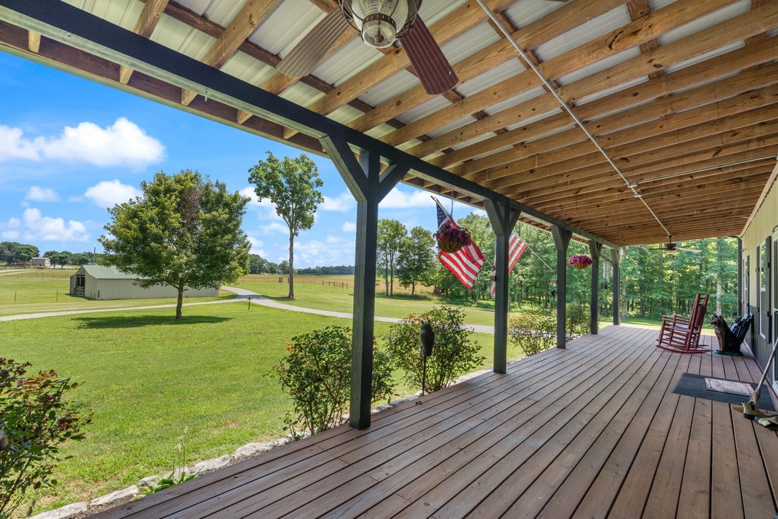 House in McEwen, Tennessee, United States 4 - 18102662