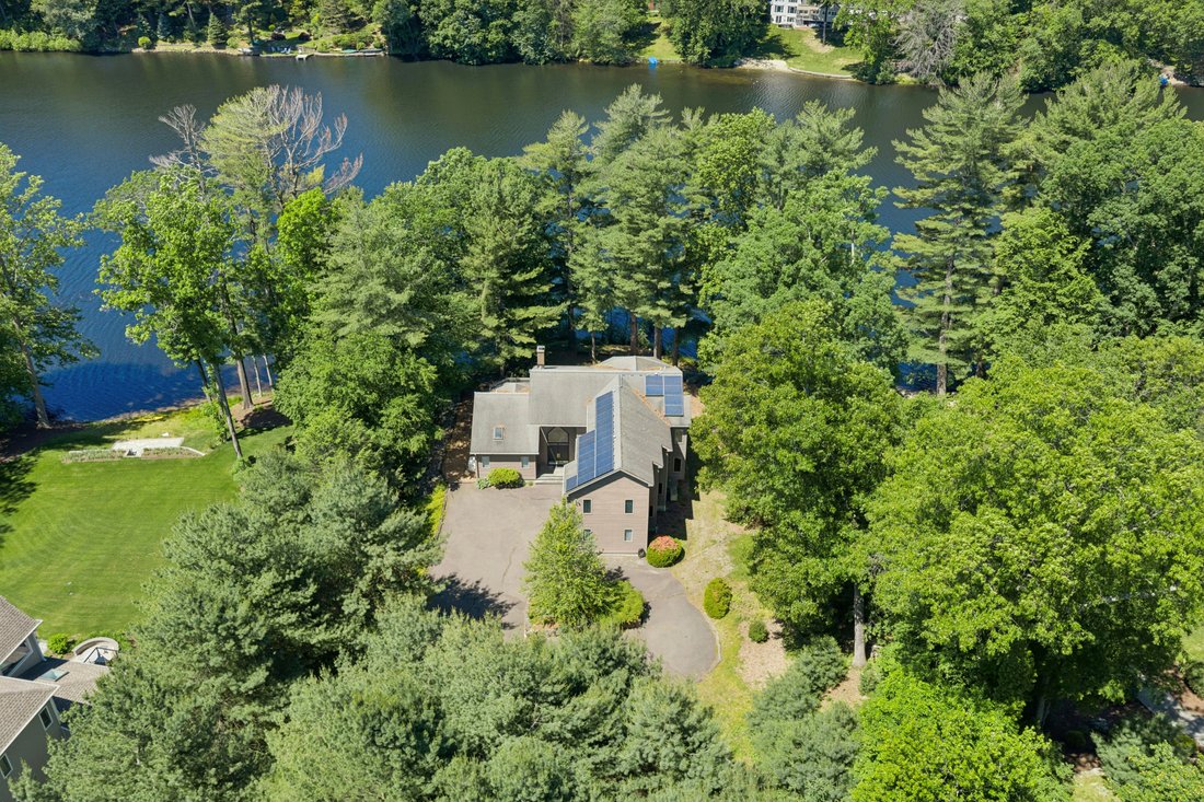 House in Trumbull, Connecticut, United States 1 - 18101751