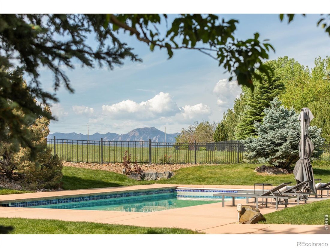 House in Longmont, Colorado, United States 2 - 18091128