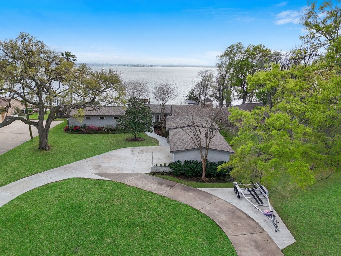 House in Baytown, Texas, United States 1 - 17397394