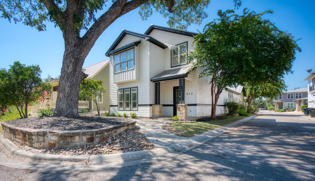 House in New Braunfels, Texas, United States 2 - 18090978