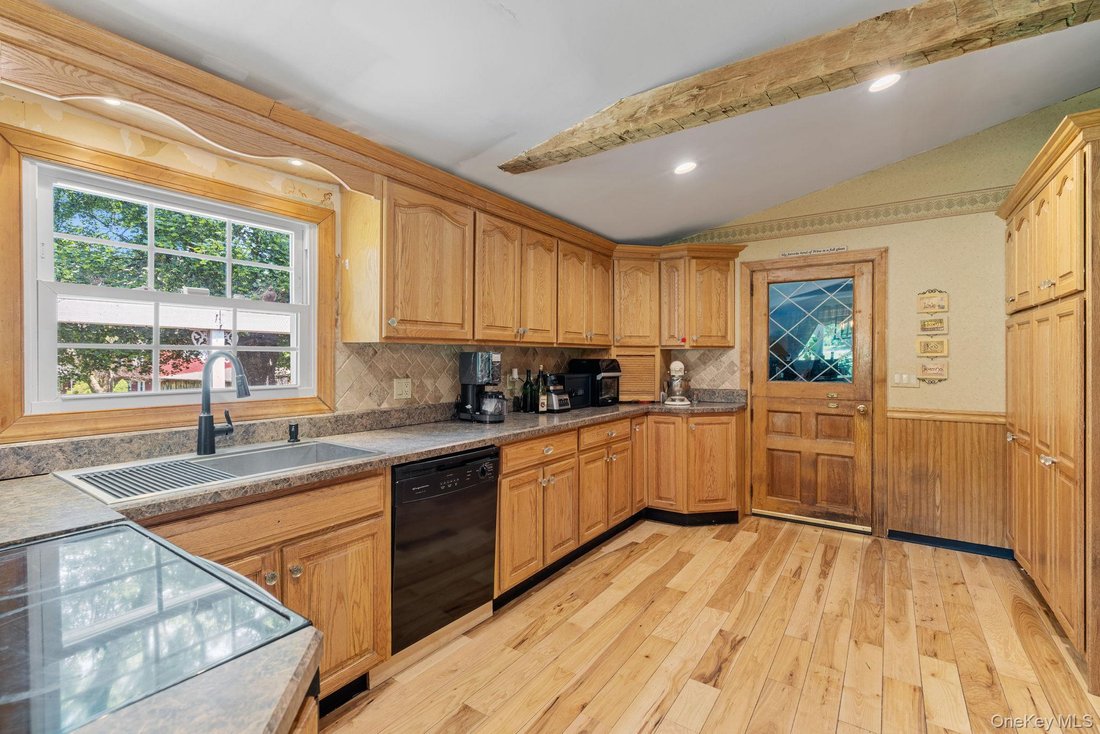 House in Pine Bush, New York, United States 2 - 18098540