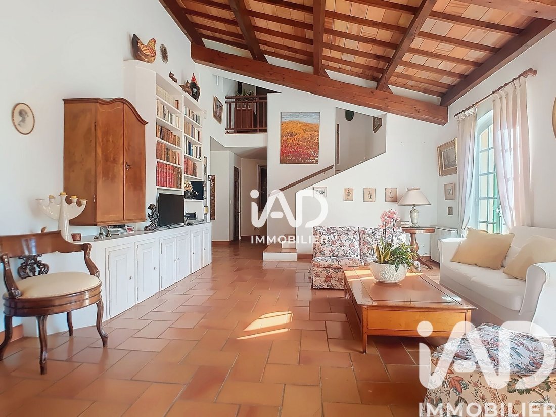 House in Trets, Provence-Alpes-Côte d'Azur, France 4 - 18096895