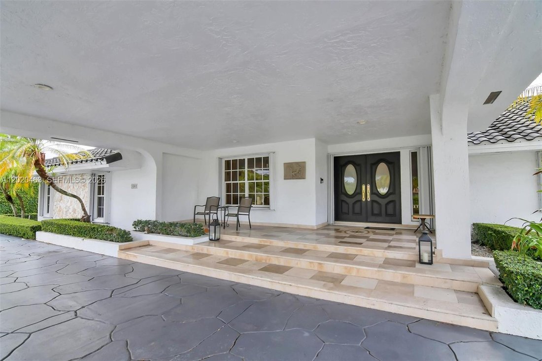 House in Miami, Florida, United States 3 - 17942851