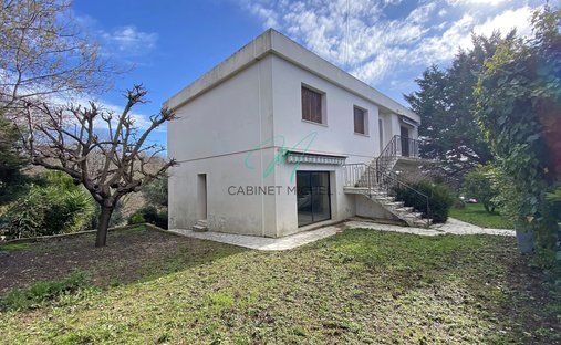 Villa in Saint Jean-Les Vallières, Cagnes-sur-Mer, France 1