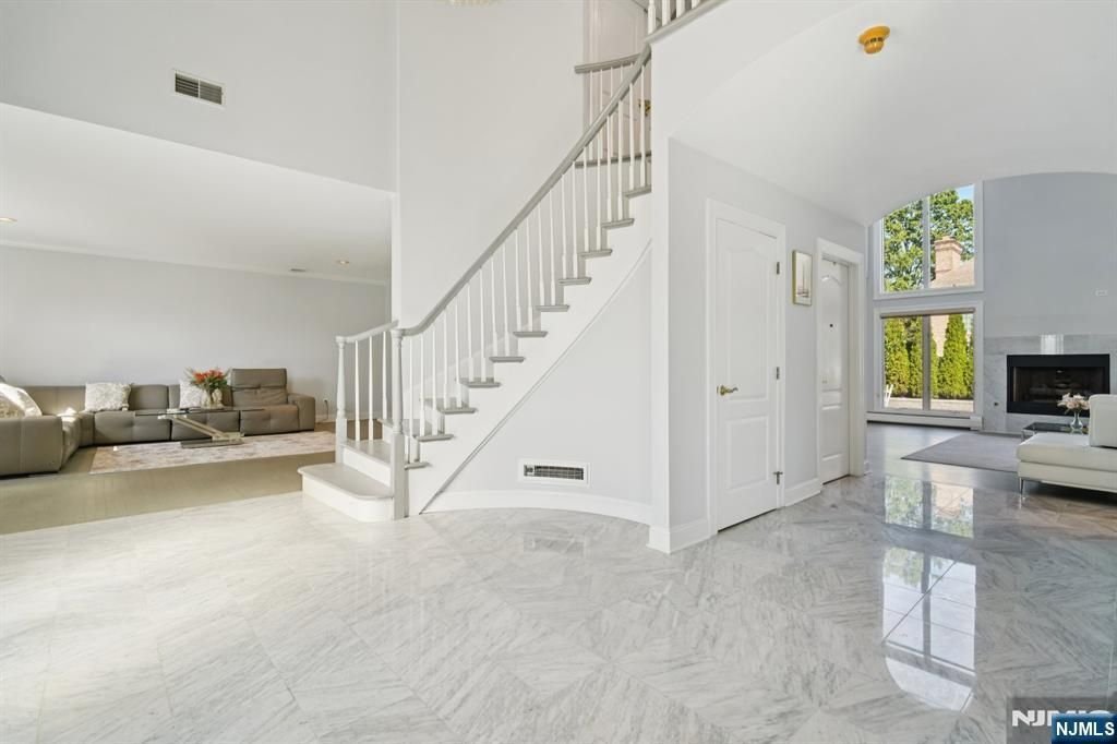 House in Englewood Cliffs, New Jersey, United States 2 - 18097397