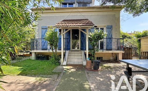 House in Champigny-sur-Marne, Ile-de-France, France 1