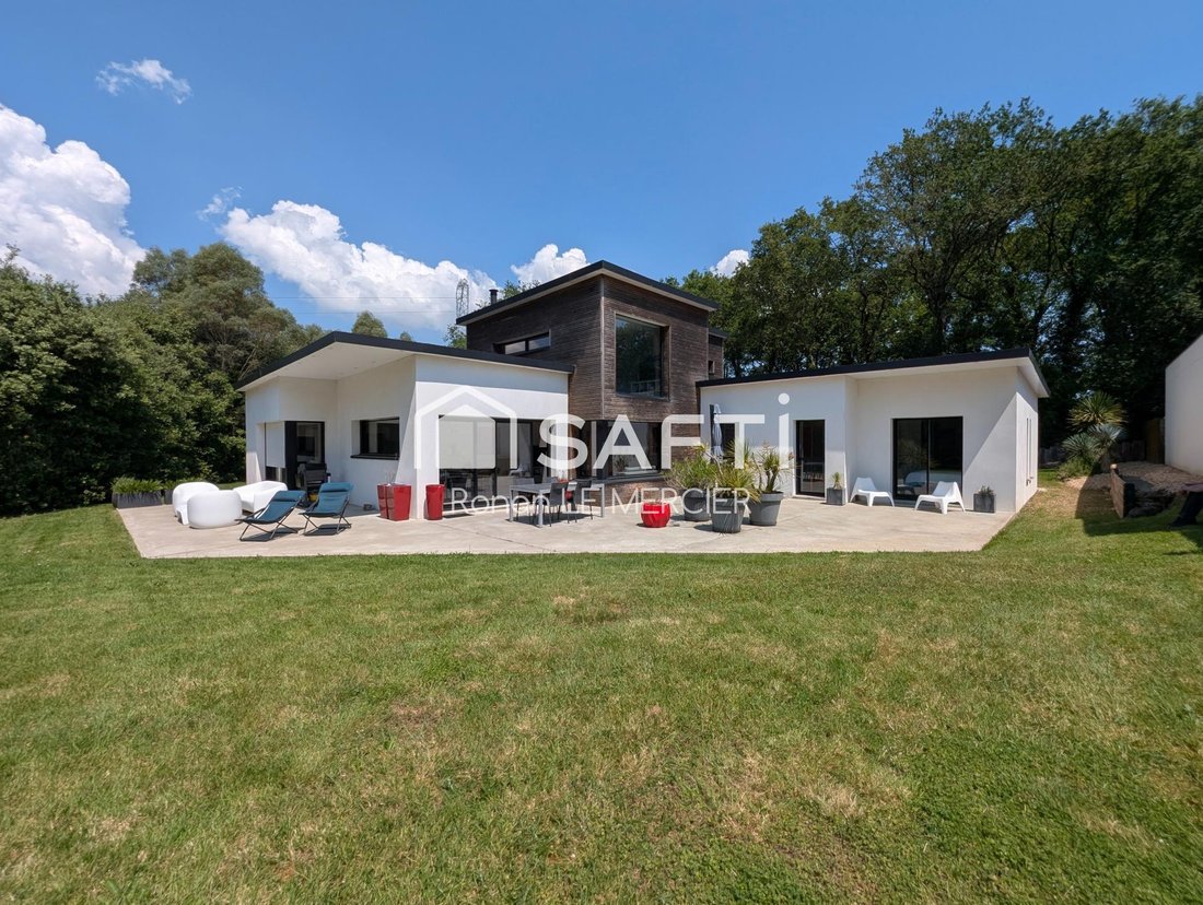 House in Centre Peri, Saint-Ave, France 1 - 18100204