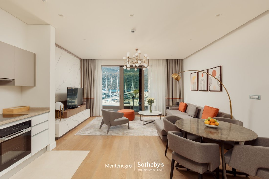 Apartment in Kumbor, Herceg Novi Municipality, Montenegro 5 - 17388726