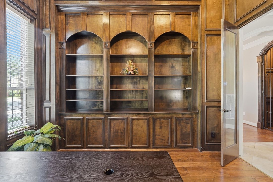 House in The Woodlands, Texas, United States 5 - 18092297