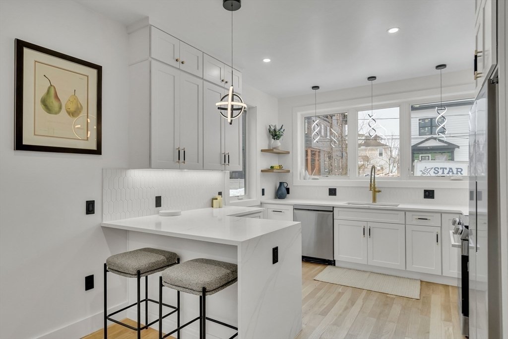 House in Watertown, Massachusetts, United States 5 - 18093047