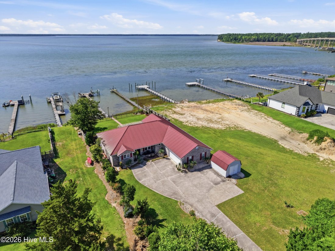 House in North Topsail Beach, North Carolina, United States 3 - 18099281