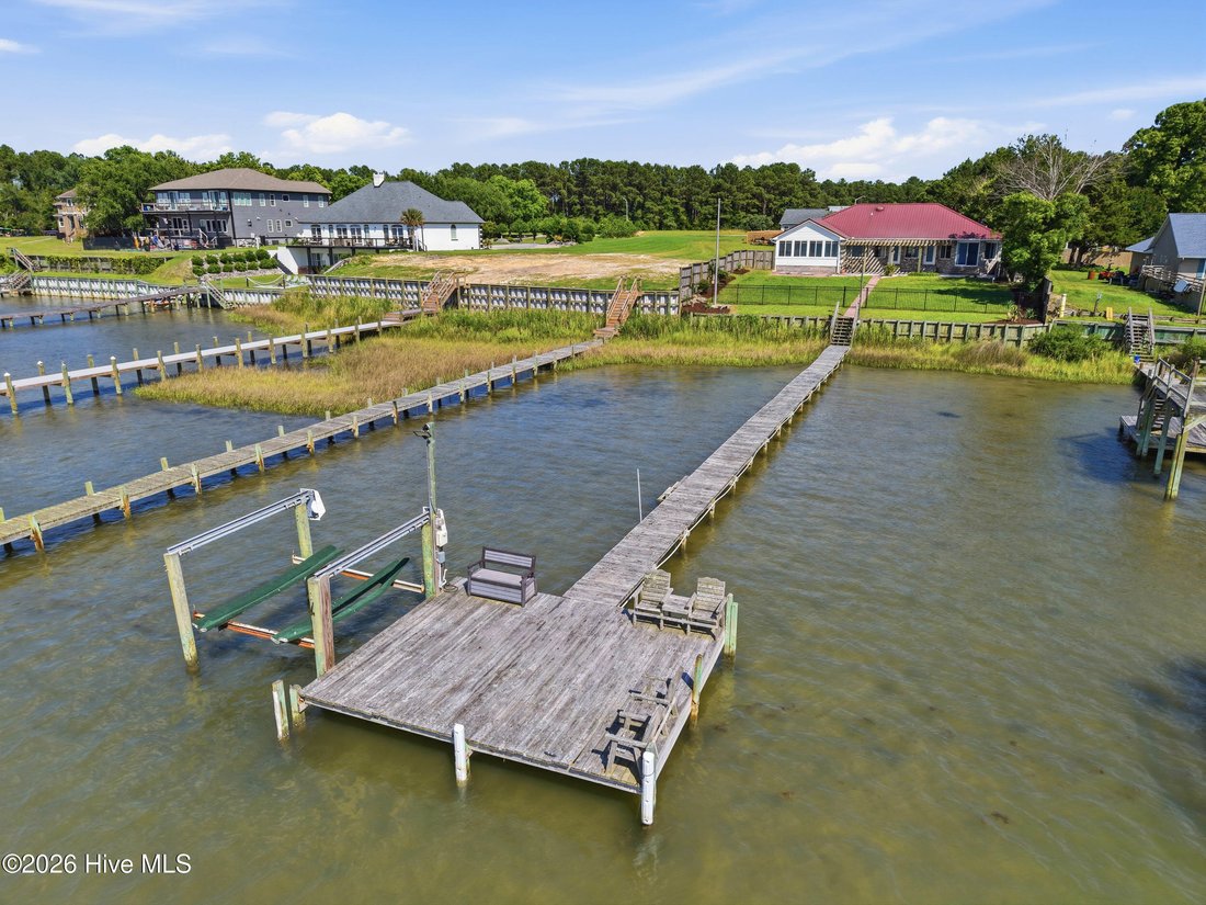 House in North Topsail Beach, North Carolina, United States 4 - 18099281