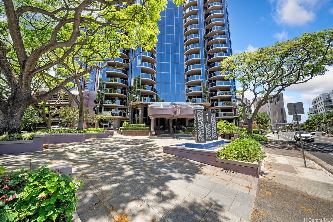 Condo in Honolulu, Hawaii, United States 1 - 18096376