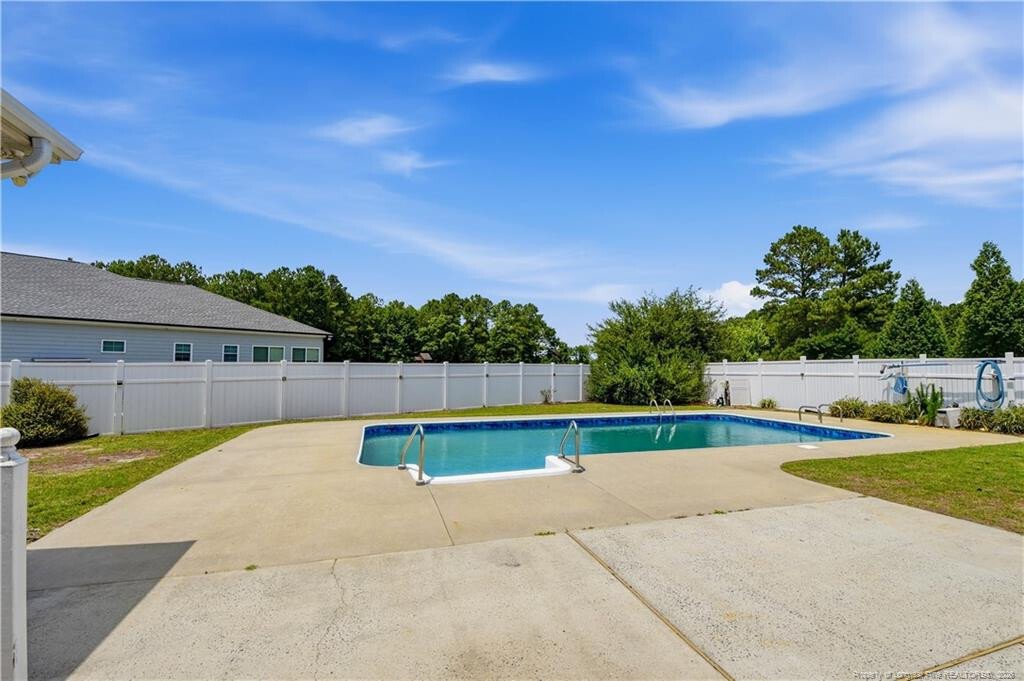 House in Dunn, North Carolina, United States 5 - 18100690