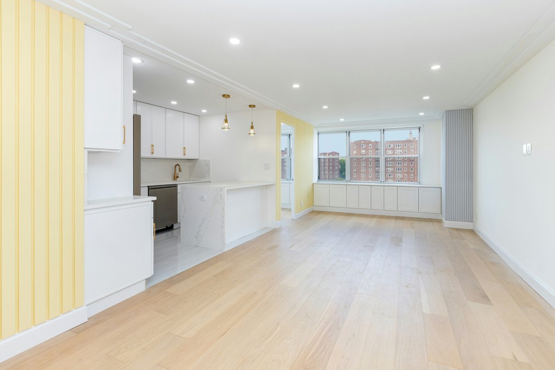 Co Op in New York, New York, United States 3 - 18084994
