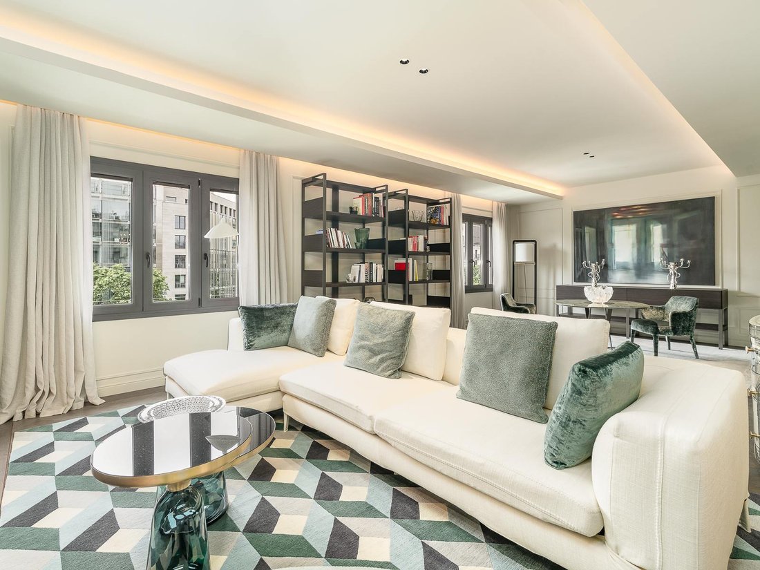 Apartment in Eixample, Barcelona, Spain 4 - 18092109
