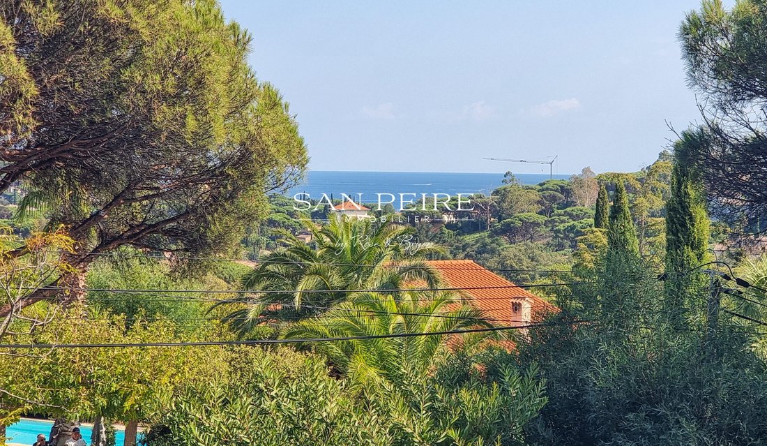 House in Les Issambres, Roquebrune-sur-Argens, France 1 - 16396218