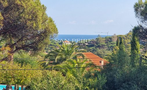House in Les Issambres, Roquebrune-sur-Argens, France 1