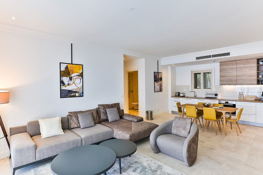 Apartment in Milovići, Tivat Municipality, Montenegro 3 - 16504095