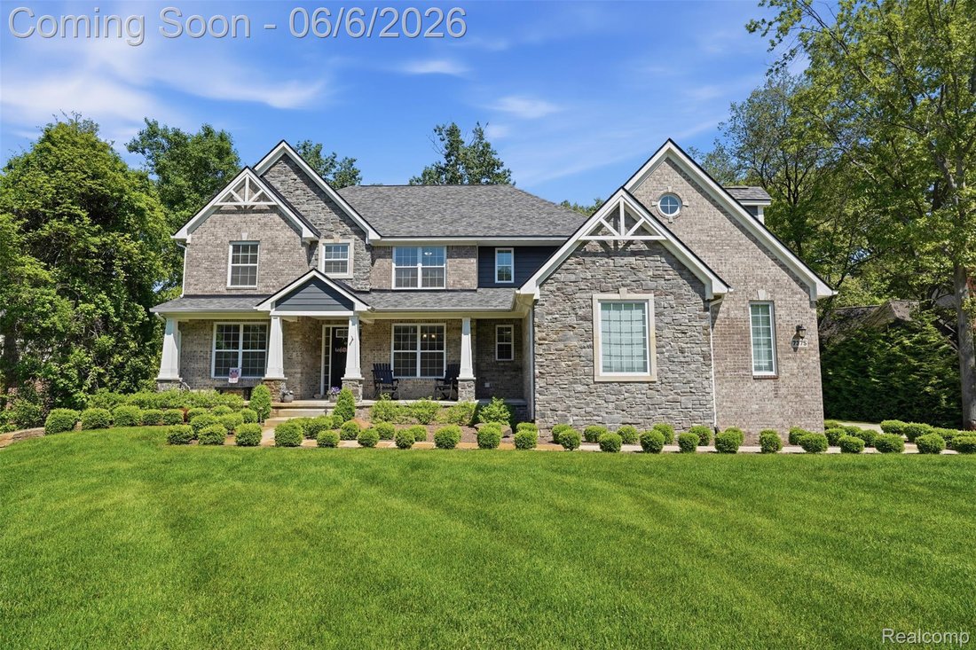 House in Wixom, Michigan, United States 2 - 18098640