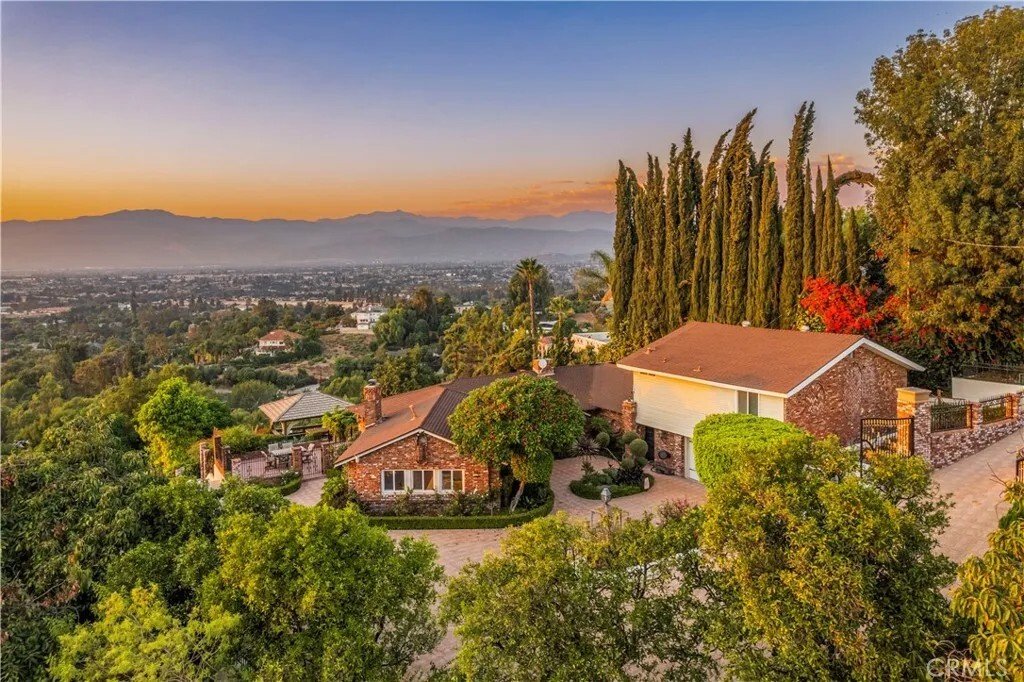 House in Covina, California, United States 1 - 18101278