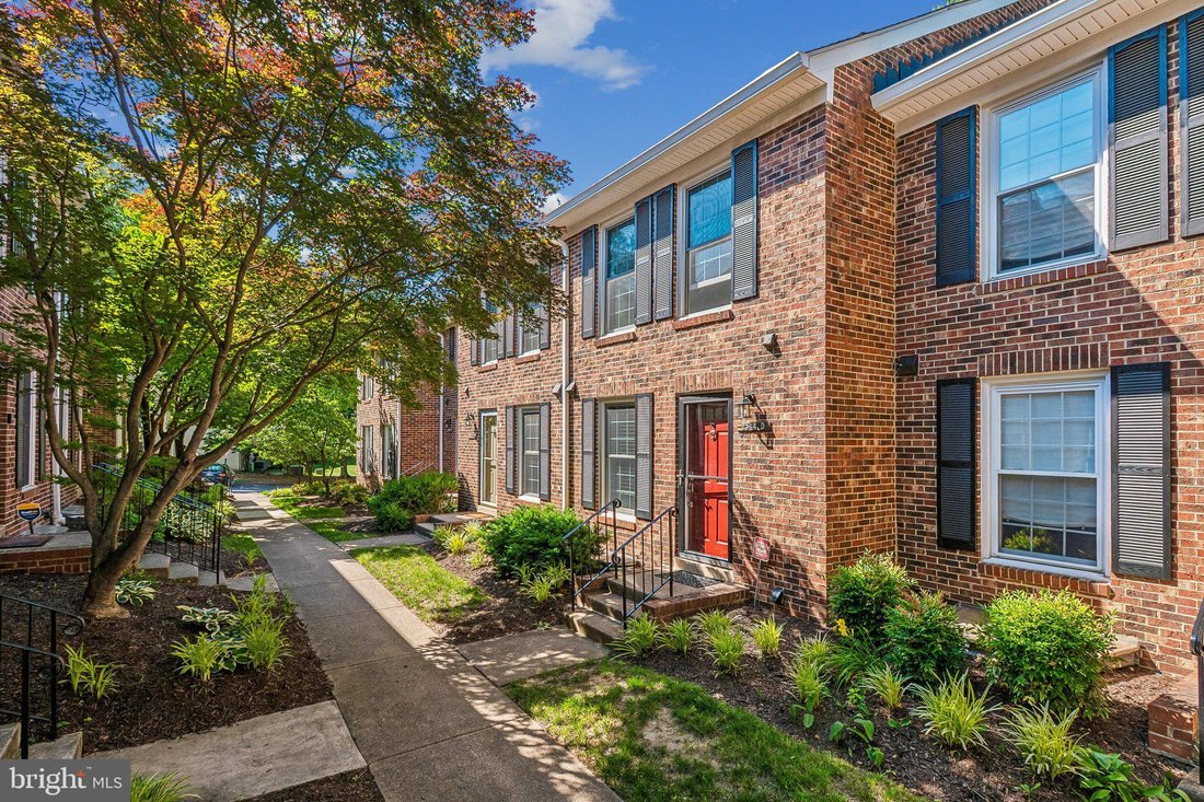 House in Arlington, Virginia, United States 1 - 18098876