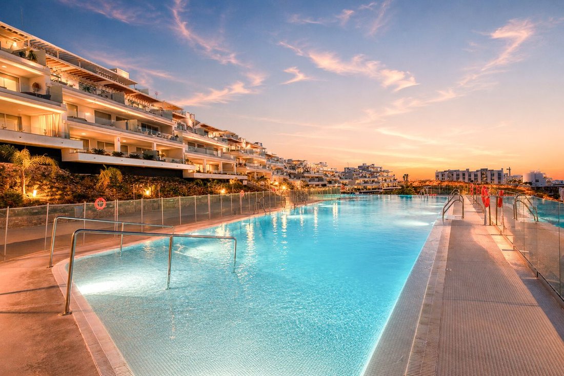 Penthouse in Cancelada, Estepona, Andalusia 4 - 18093933