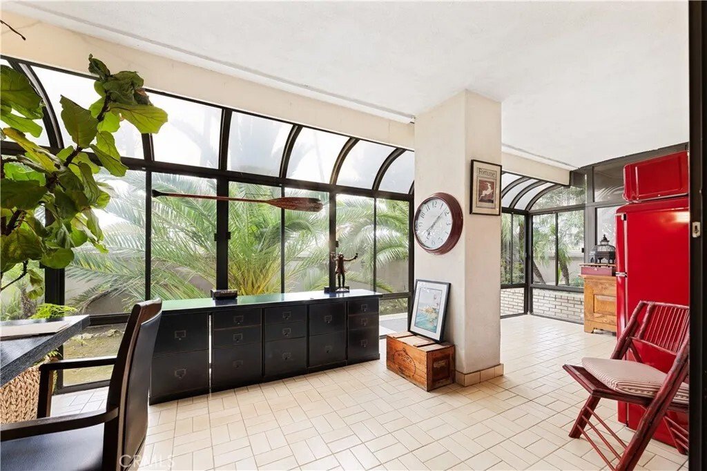 Condo in Newport Beach, California, United States 3 - 17734867