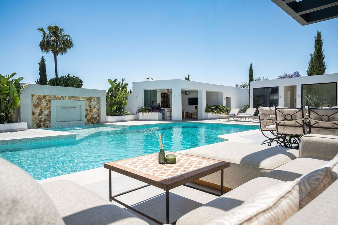 Villa in Marbella, Andalusia, Spain 5 - 18105056