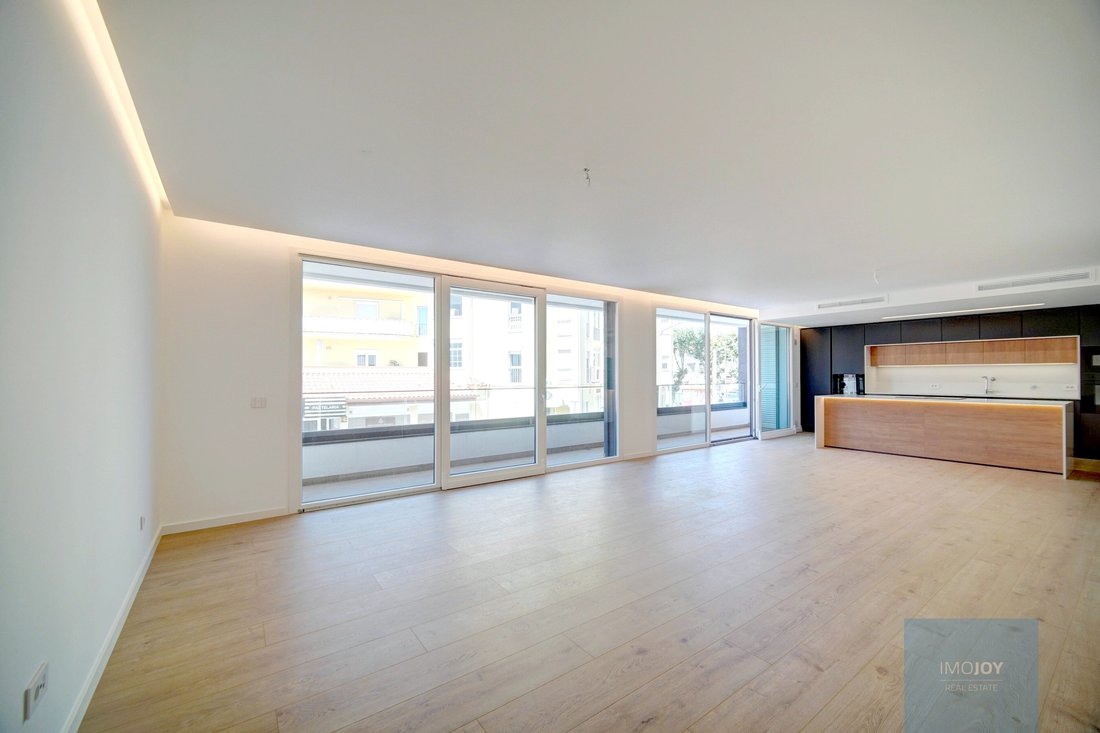 Apartment in Parede, Lisbon, Portugal 1 - 15866273