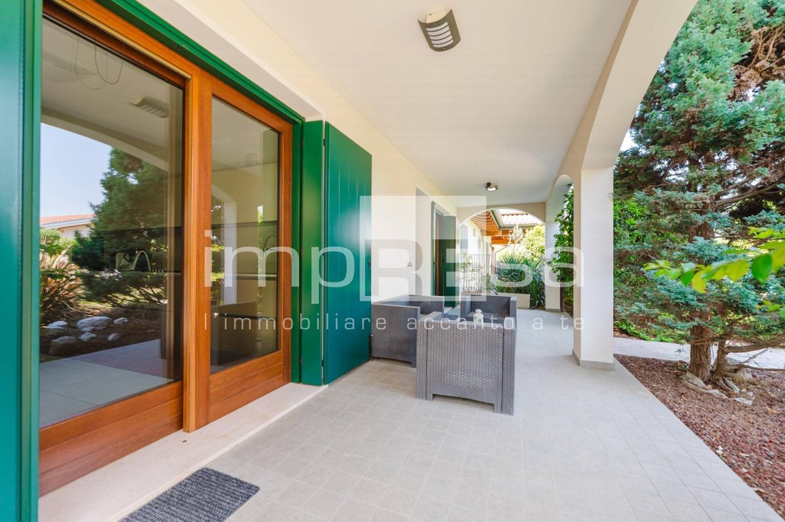 House in Fontanafredda, Friuli – Venezia Giulia, Italy 2 - 18097330
