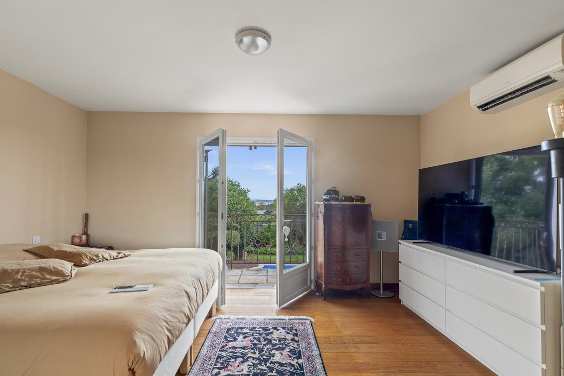 House in Cannes, Provence-Alpes-Côte d'Azur, France 4 - 18091005