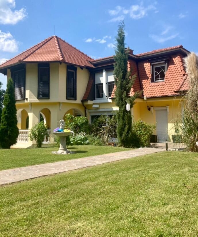 Villa in Leibnitz, Styria, Austria 3 - 16433765