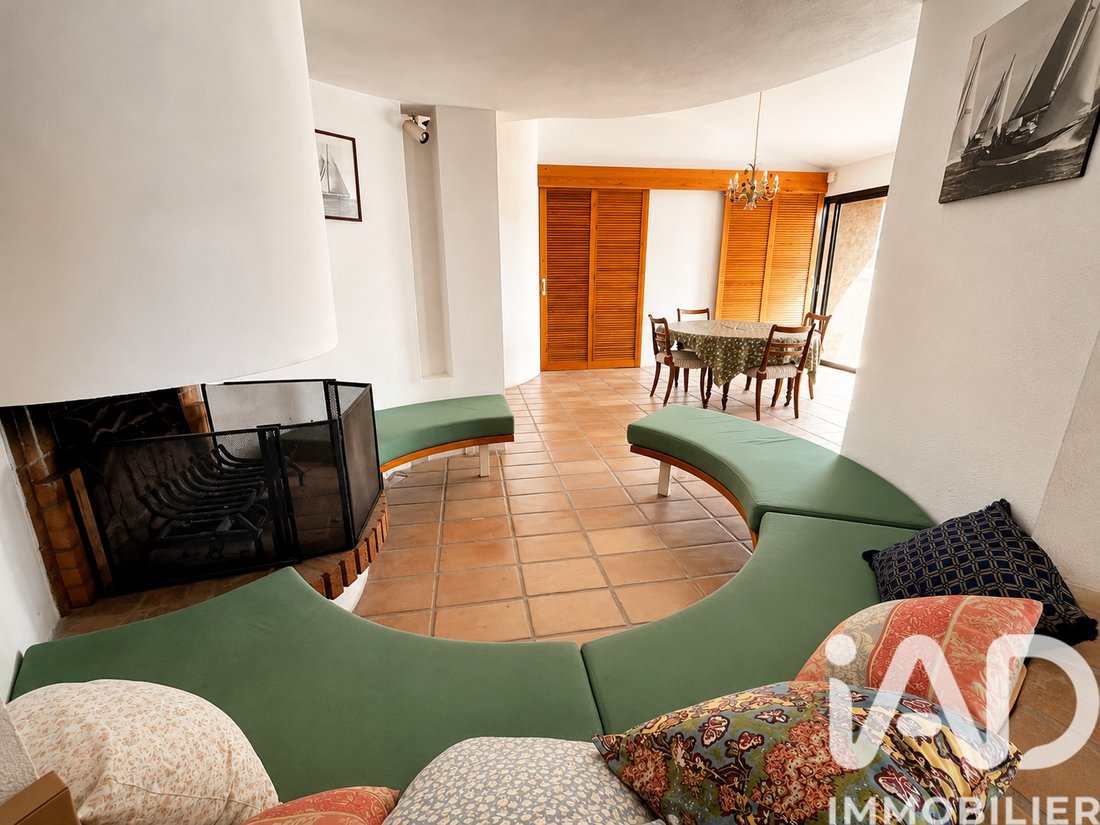 House in Hyeres, Provence-Alpes-Côte d'Azur, France 5 - 17997109