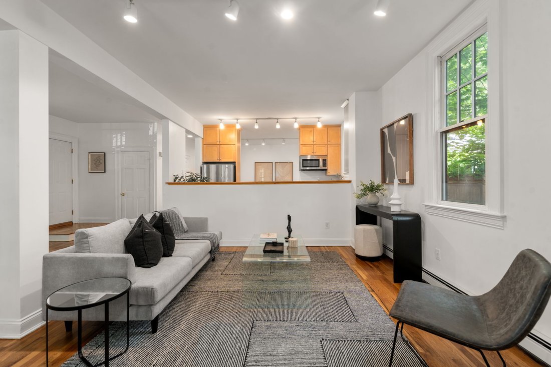 Condo in Cambridge, Massachusetts, United States 3 - 18090678