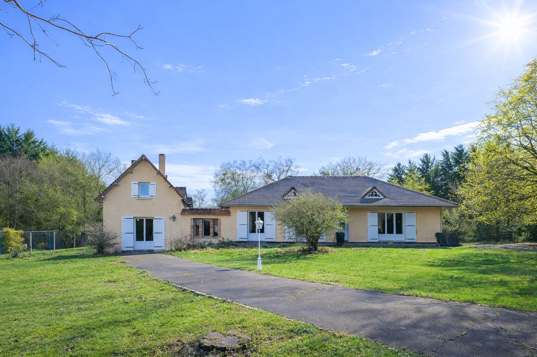 Villa in Gare-Sud, Le Mans, France 1 - 18103576