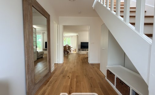 House in Villiers-Saint-Frederic, Ile-de-France, France 1