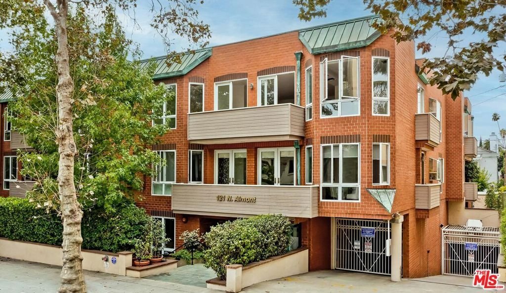 Condo in Beverly Hills, California, United States 2 - 18095011
