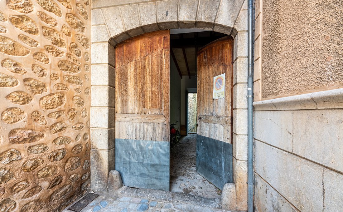 House in Soller, Balearic Islands, Spain 2 - 18107128