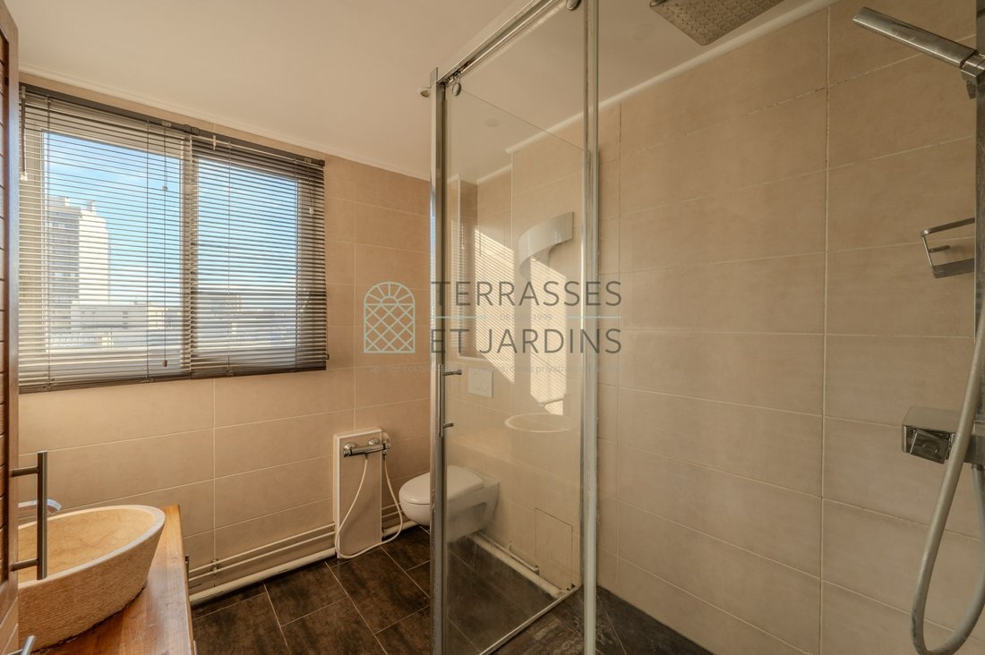 Apartment in Palais Royal, Paris 1er Arrondissement, Paris 4 - 18029376