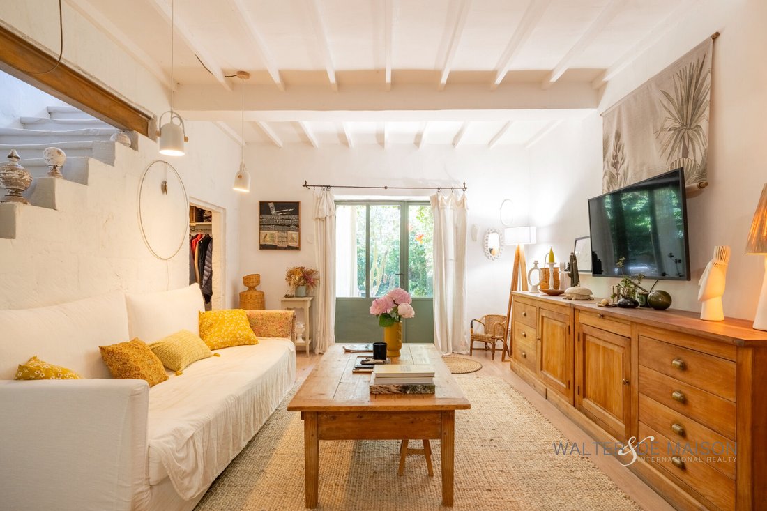 Villa in Graveson, Provence-Alpes-Côte d'Azur, France 2 - 18094080