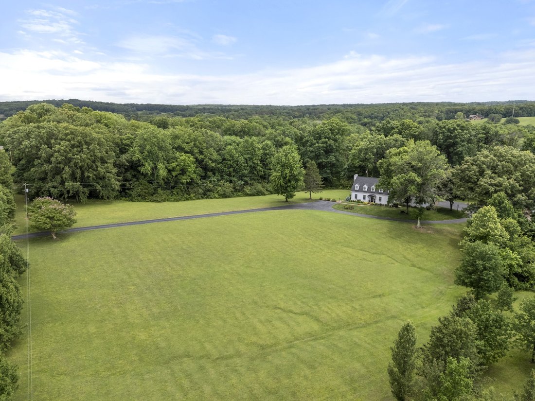House in Dickson, Tennessee, United States 4 - 18098403