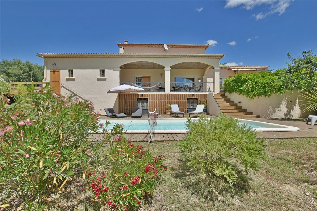 Villa in Nages-et-Solorgues, Occitania, France 2 - 18096080