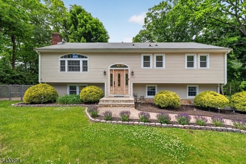 House in West Milford, New Jersey, United States 1 - 18098624